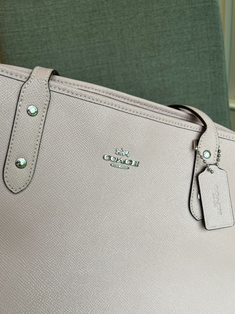 Coach Crossgrain Leather City Zip Tote  Light Pink F58846 - Picture 6 of 16